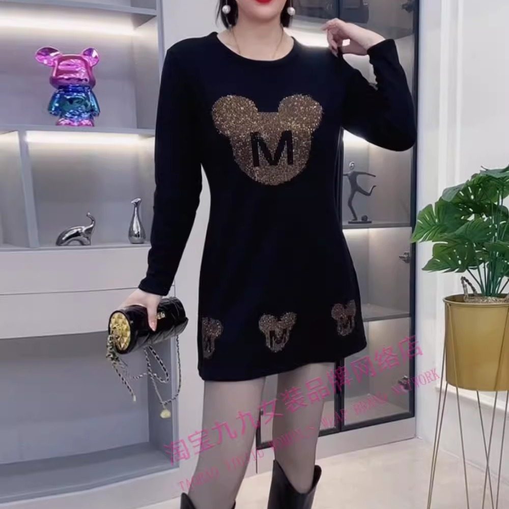 时尚风重工烫钻连衣裙女秋冬加绒加厚长袖黑色宽松遮肚显瘦打底裙