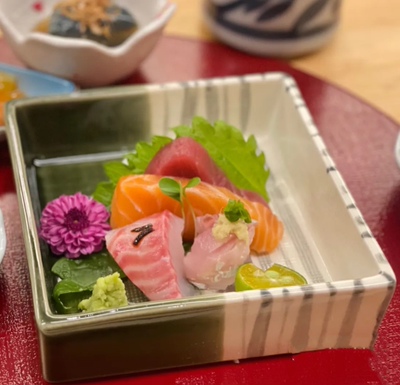 日本怀石会席板前料理陶瓷餐具正方寿司刺身拼盘烧鸟烤肉串小菜碟
