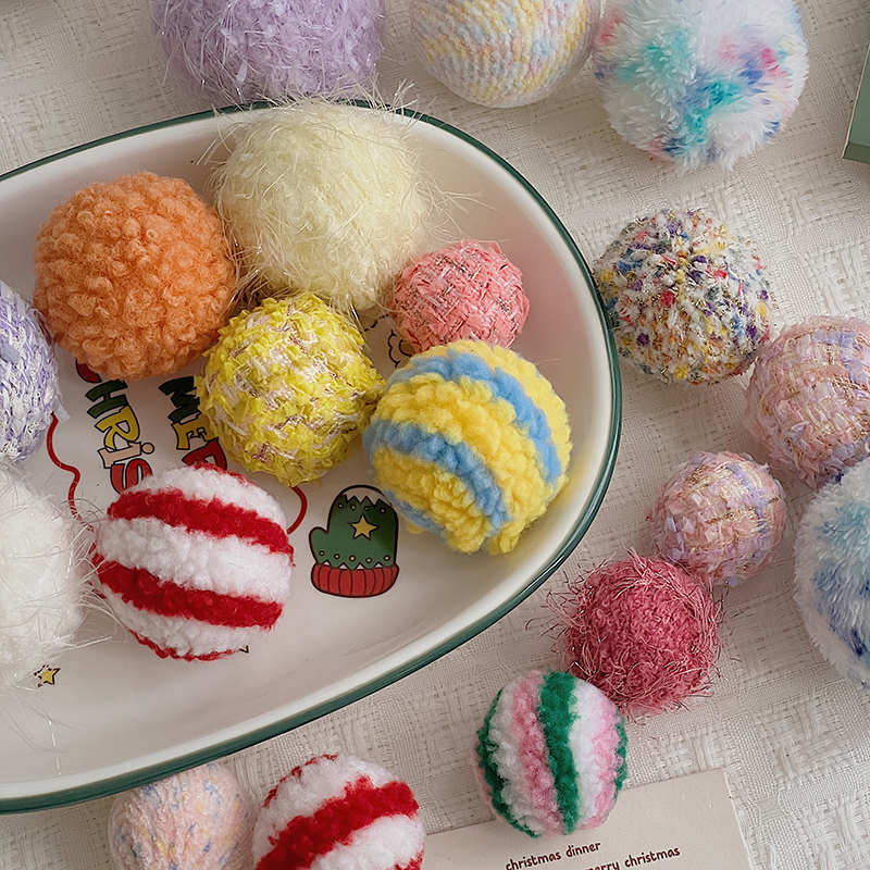 贝影4cm彩色圣诞球包布套球