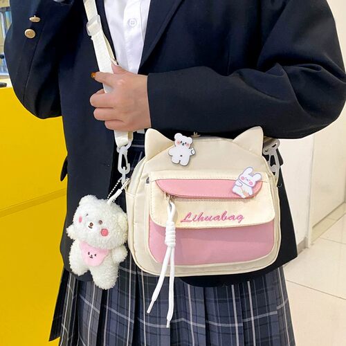 洋气儿童斜挎包女包包新款学生小包包小女孩外出女童可爱单肩背包