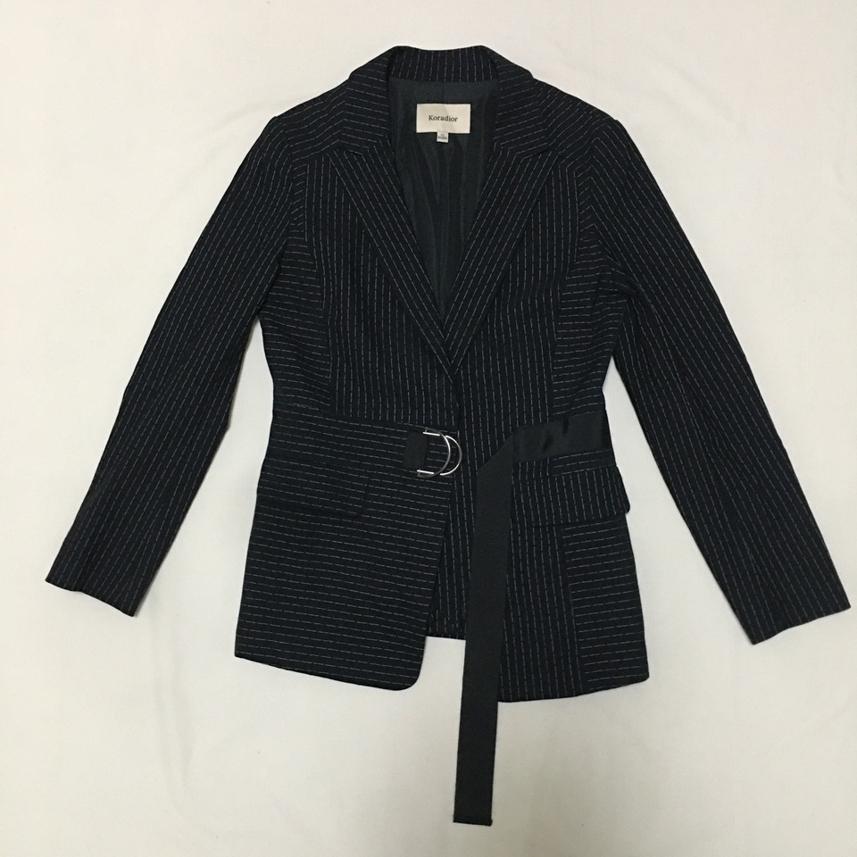 品牌贵牌 黑白竖条纹修身收腰西服西装外套 优雅气质腰带 小码