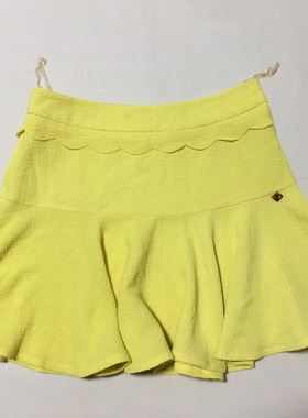 明黄色半身裙短裙 甜美可爱百褶荷叶边 精致钻饰学院风