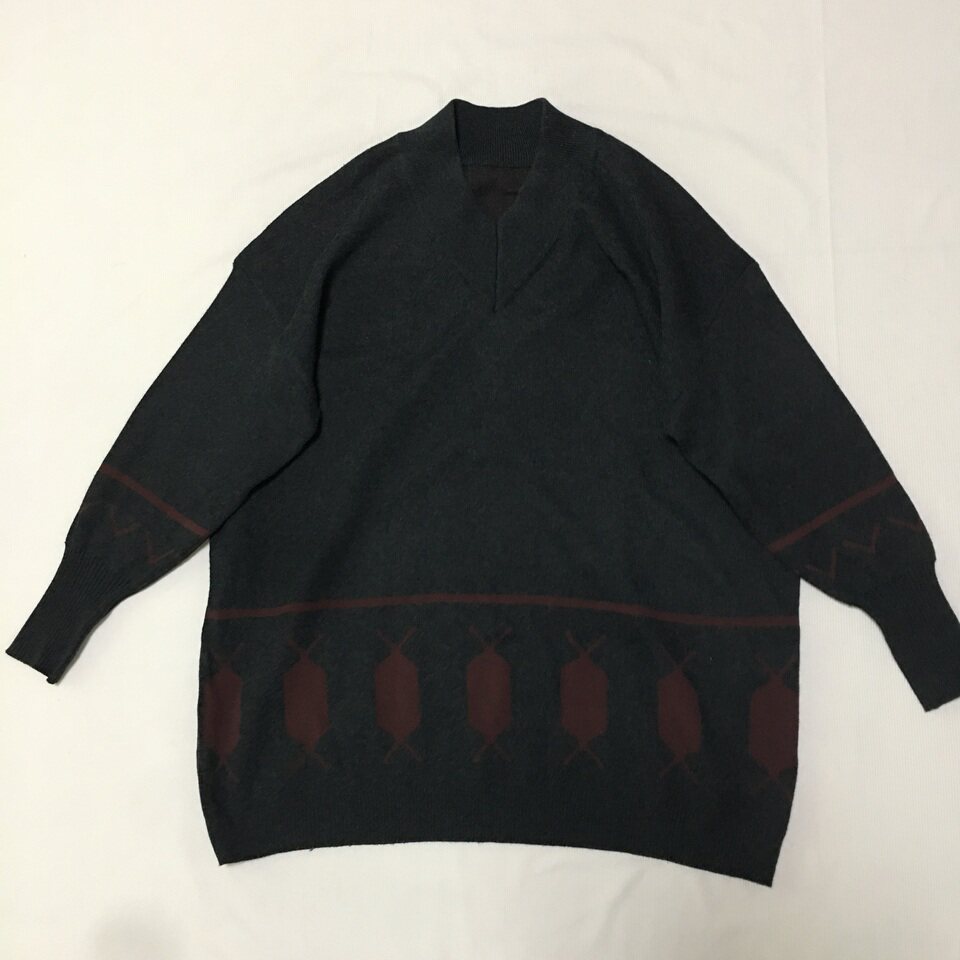 45羊绒30羊毛混纺 柔软垂感V领蝙蝠长袖中长款宽松针织衫慵懒风