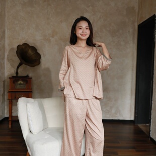 朵朵可可睡衣女2026春夏新品 纯棉贡缎印花 V领九分袖家居服套装