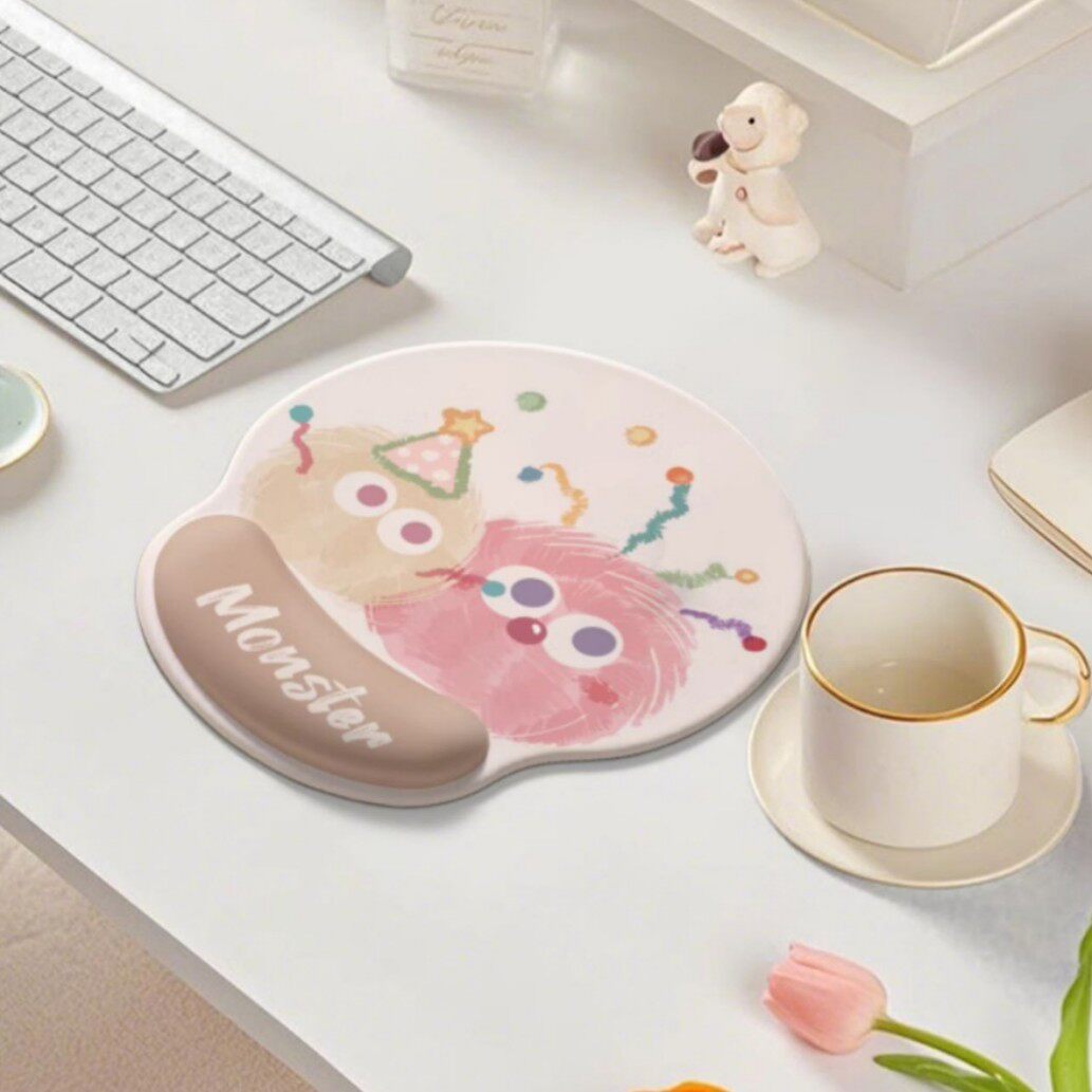 鼠标垫女生高颜值办公室鼠标垫桌垫办公卡通可爱立体护腕垫新款
