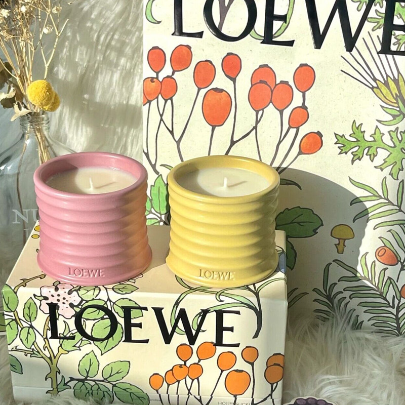 骨折现货 高颜值LOEWE罗意威香薰蜡烛礼盒香氛高档生日新年礼物