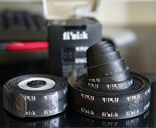 现货 意大利 飞贼Fizik把带 公路车绑带 MicroTex带 logo皮革手感