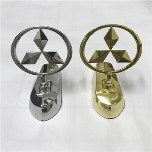 适用帕杰罗V31V32V33V46猎豹黑金刚骑兵Q6三菱机盖立标车头标改装
