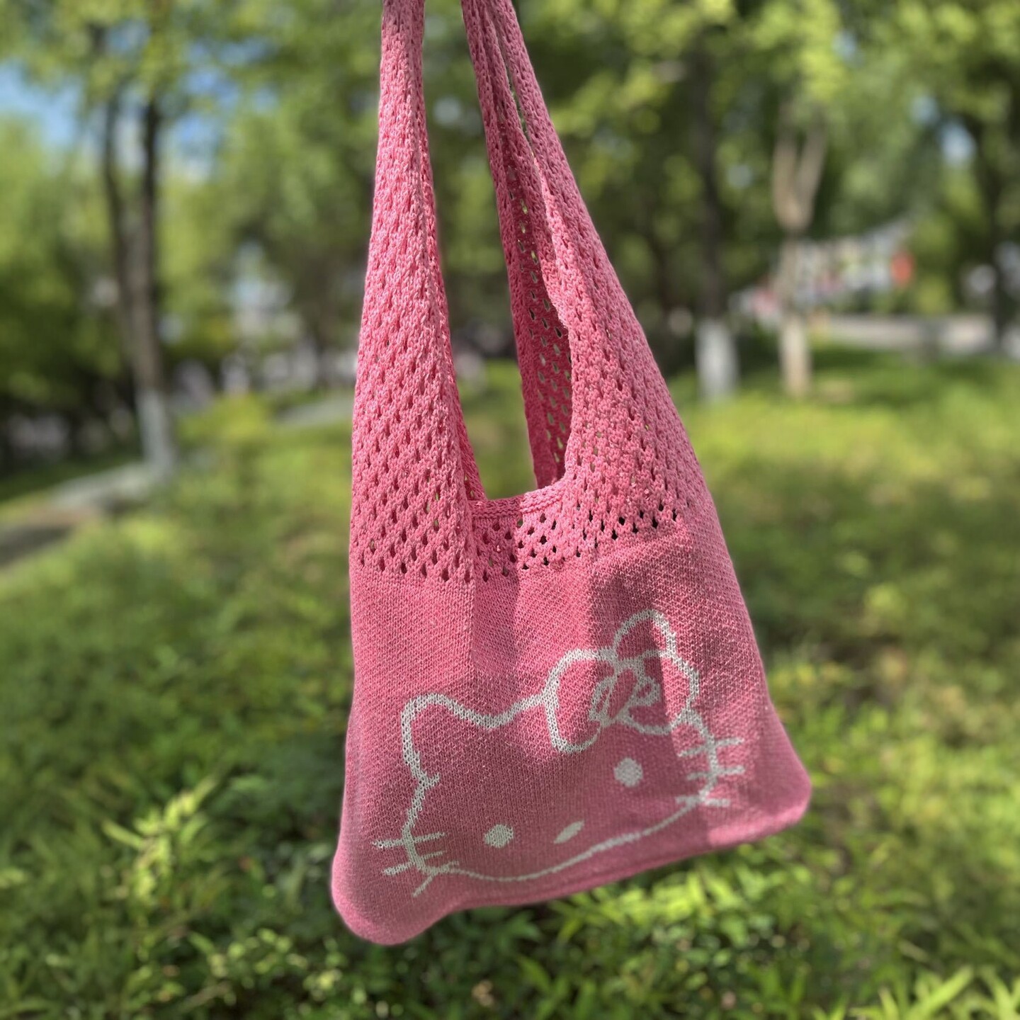 凯蒂猫针织网兜斜挎托特包