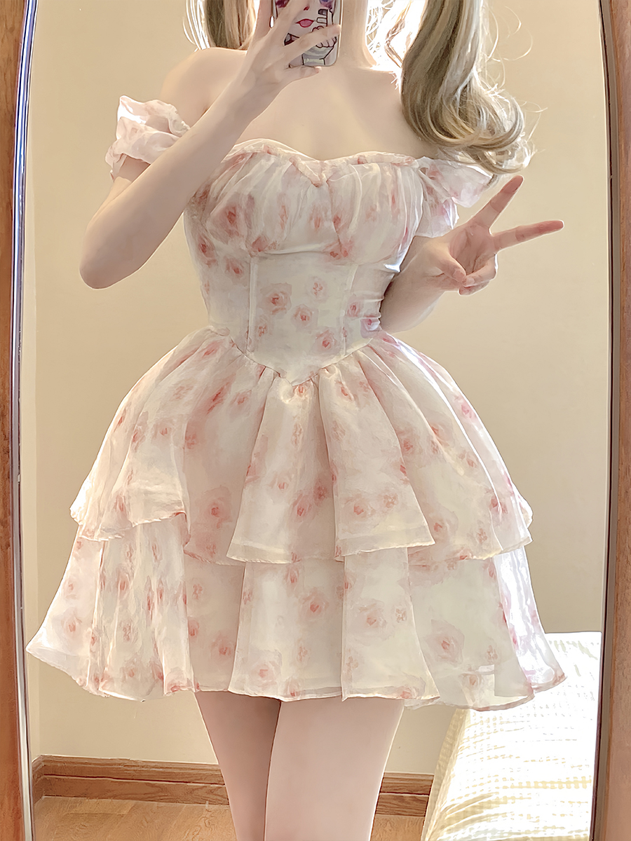 法式高级感甜美泡泡袖碎花连衣裙