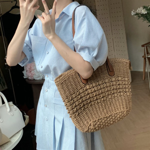 条纹短袖衬衫连衣裙女2023夏季新款设计感小众时尚气质收腰a字裙