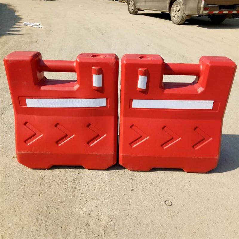 三孔水马隔离墩防撞桶塑料水马围栏水马市政围档交通设施产品