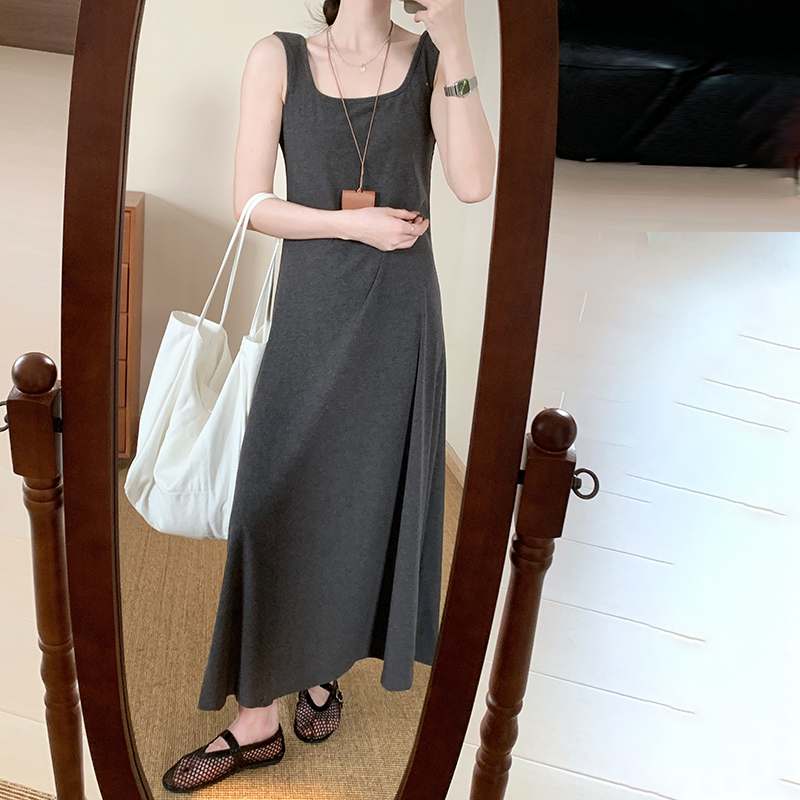 话里修身工字背心裙女2025春季新款小个子淑女风收腰显瘦连衣裙女