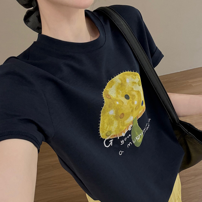 话里可爱趣味蘑菇印花短袖