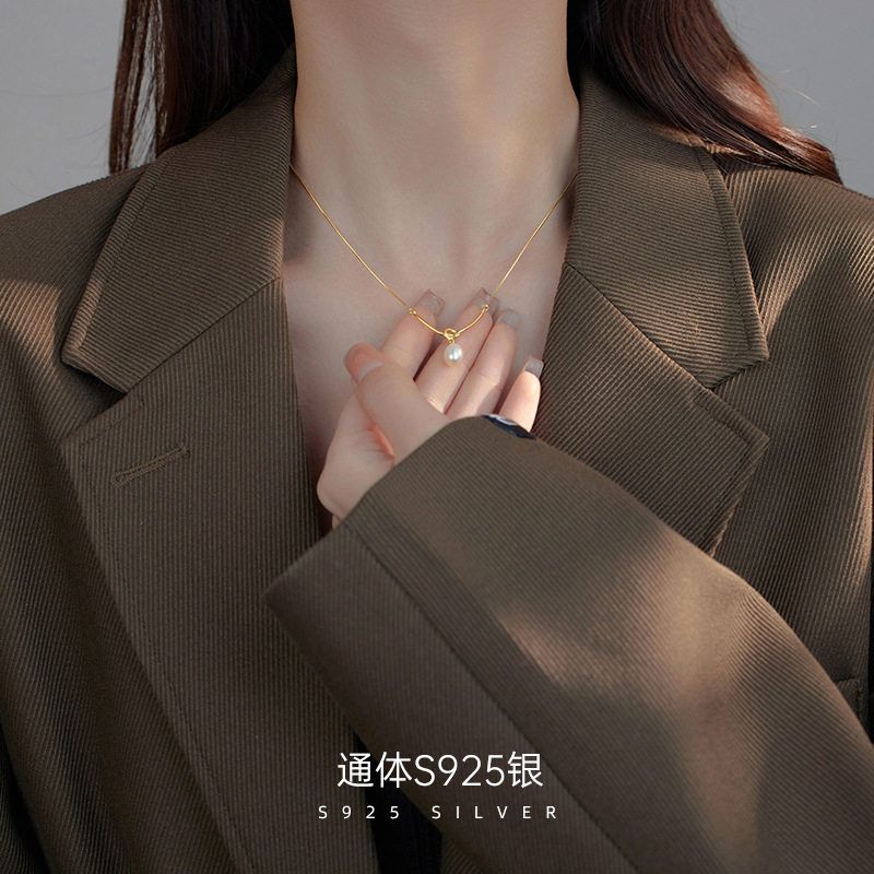 榕树下S925银天然淡水珍珠项链女高级感绳结时尚轻奢新款潮锁骨链