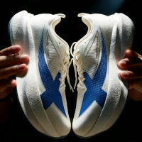 Xtep 2000km 5th Generation PRO and 2000KM pro running shoes are designed for shock absorption, wear resistance and height increase during sports thumbnail 2