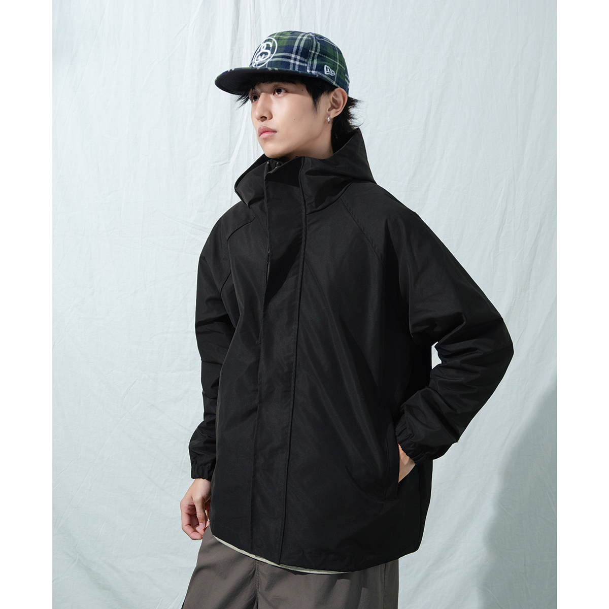 暗黑色基础户外露营风衣夹克外套