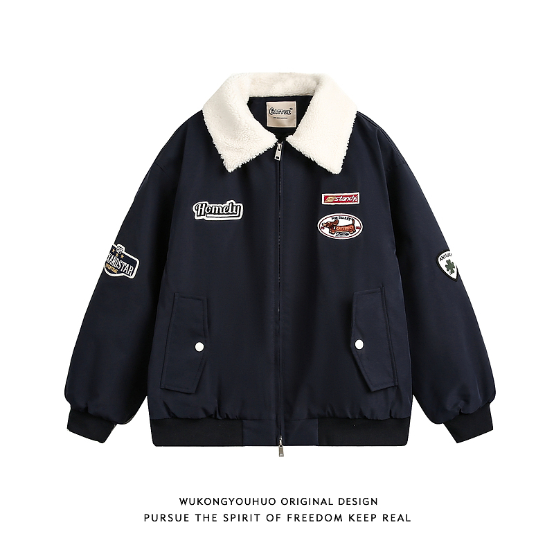 复古学院风刺绣羊羔绒翻领棉衣