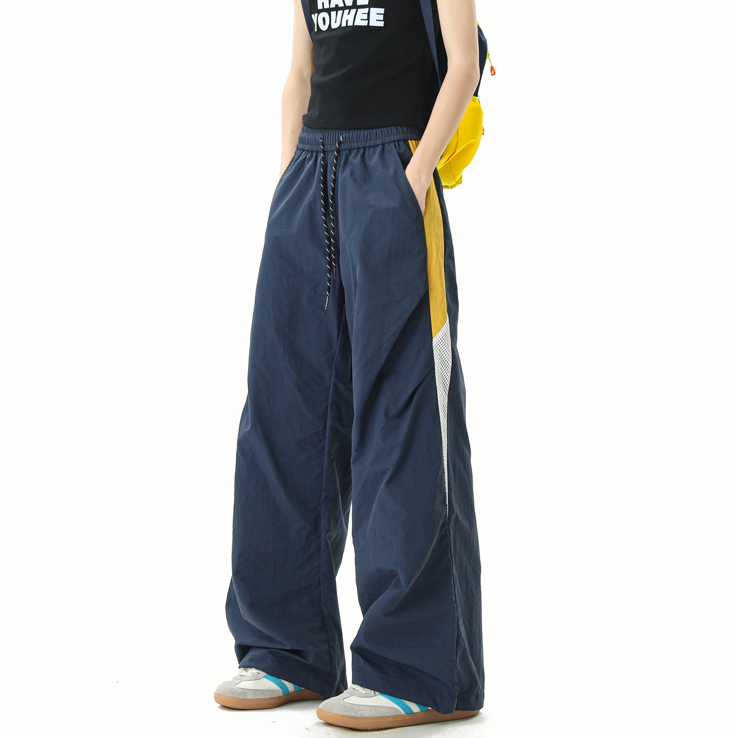 美式复古撞色拼接运动冲锋裤男