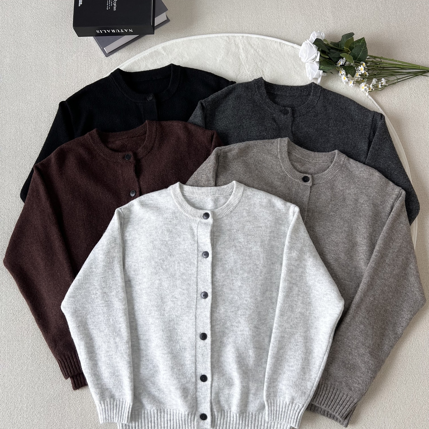 高级感老钱风羊毛混纺开衫毛衣男