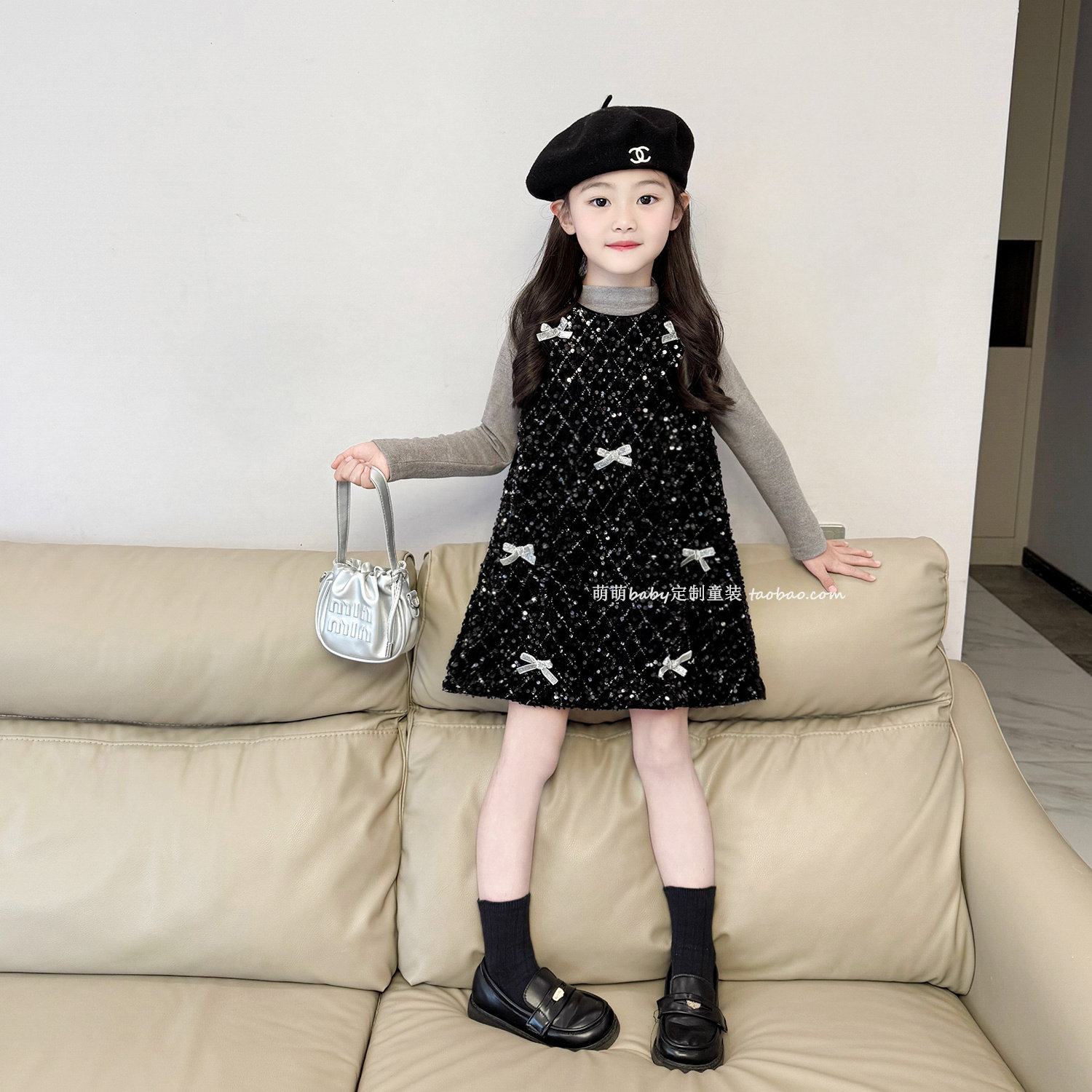 女童黑色丝绒亮片蝴蝶结加绒背心裙2025秋冬新款女孩闪闪连衣裙子,童装/婴儿装/亲子装,连衣裙,淘宝优惠券,粉丝福利购,淘宝优惠卷