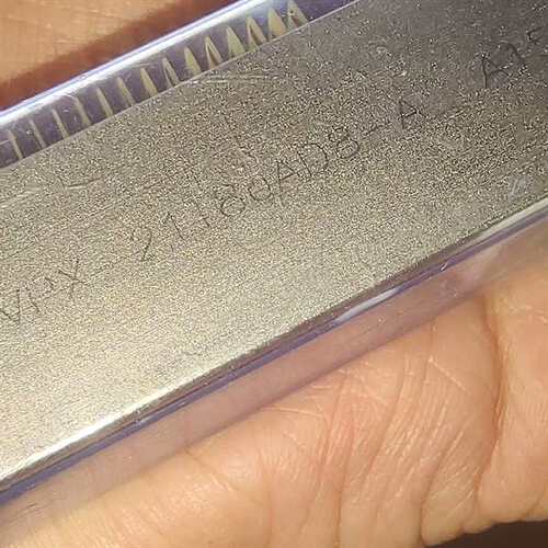 咨询JVPX-21T8aAD8-A连接器议价