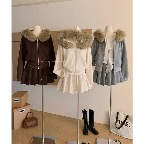 复古毛领连帽加绒卫衣套装女2025秋冬新款短外套百褶短裙两件套