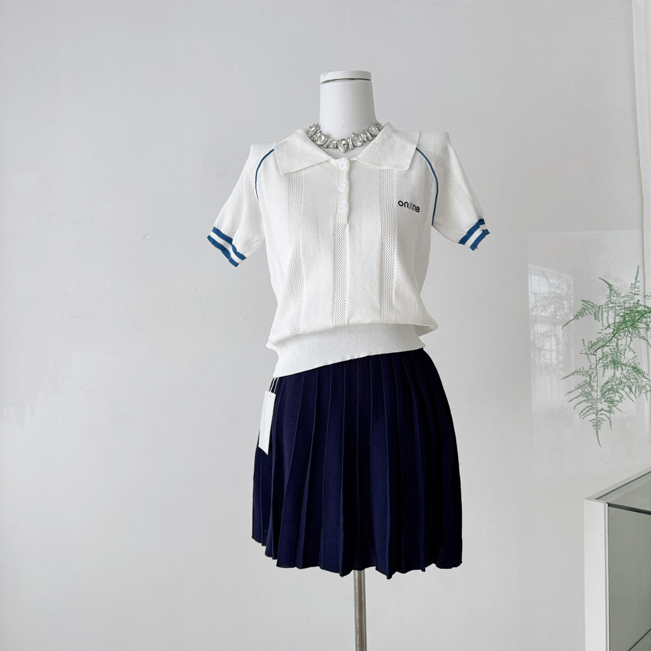 韩系穿搭Polo领撞色条纹针织衫女夏季薄款小个子短款修身套头上衣