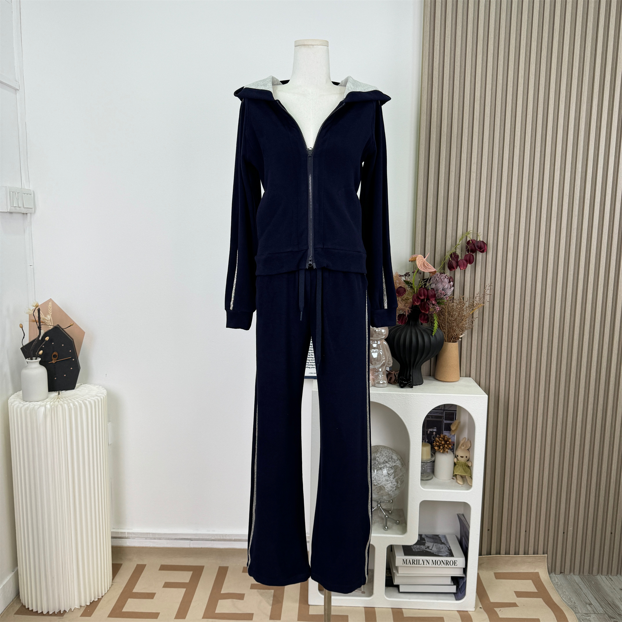 Kikimy BC静奢 高克重羊毛桑蚕丝加绒卫衣女套装卫裤两件套