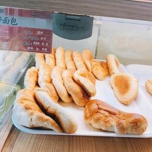 北京崇文门新侨三宝乐 果酱面包 小时候的味道老北京糕点心小吃