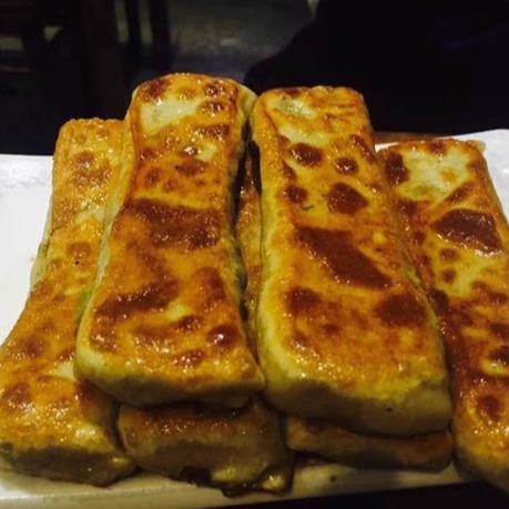 北京左邻右舍褡裢火烧猪肉牛肉大葱馅饼熟食即食小吃零食面食