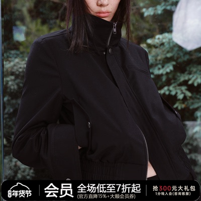 JCAESAR WOMEN 格纹拼接黑夹克 短窄版 多穿着形式  铆钉装饰