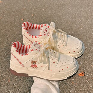 厚底小白鞋女春季女款鞋子2026新款小众ins潮板鞋休闲运动面包鞋