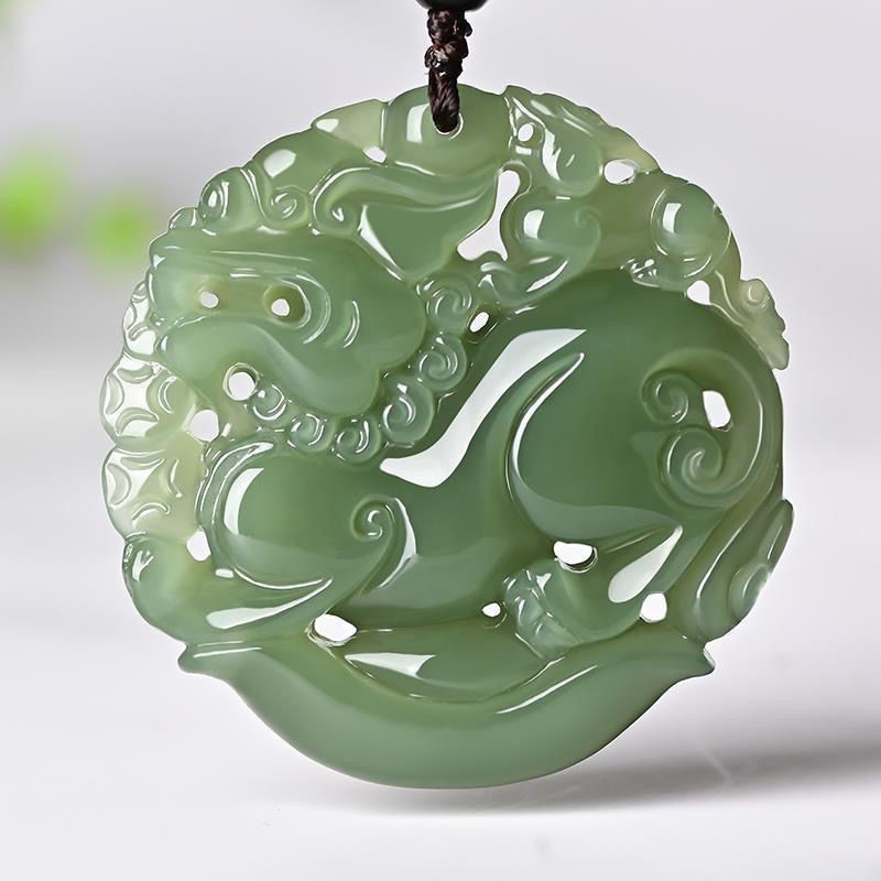 外蒙料仿和田玉碧玉貔貅吊坠男款麒麟仿真玉石挂件项链