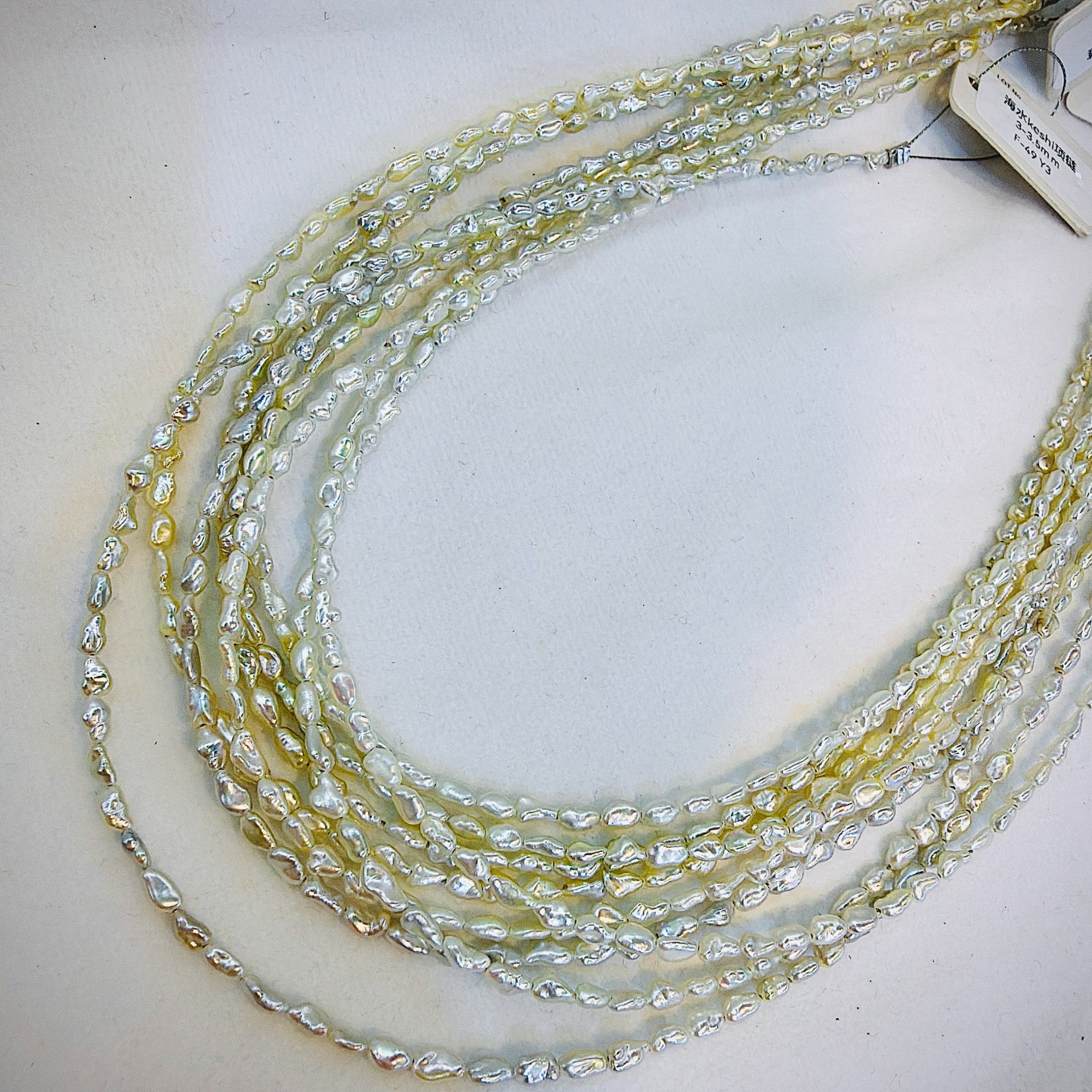 澳白“鎏金”野生KeShi项链 18K金 多样性发一3.5-4.5mm2719H00DY