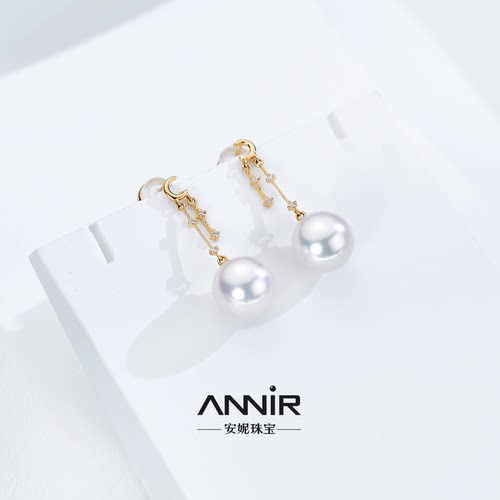 “披星戴月”Akoya耳环 9mm± 18K金 1141H00DY