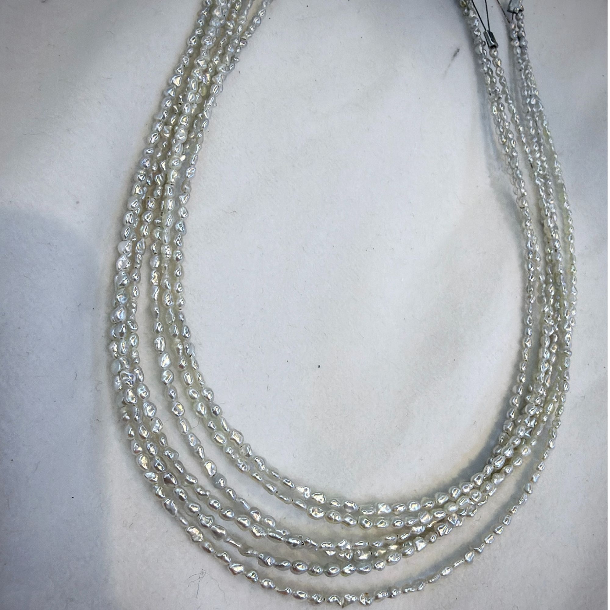 冷白光澳白KeShi项链 18K金 多样性发一 2.5-3.5mm 2735H00DY