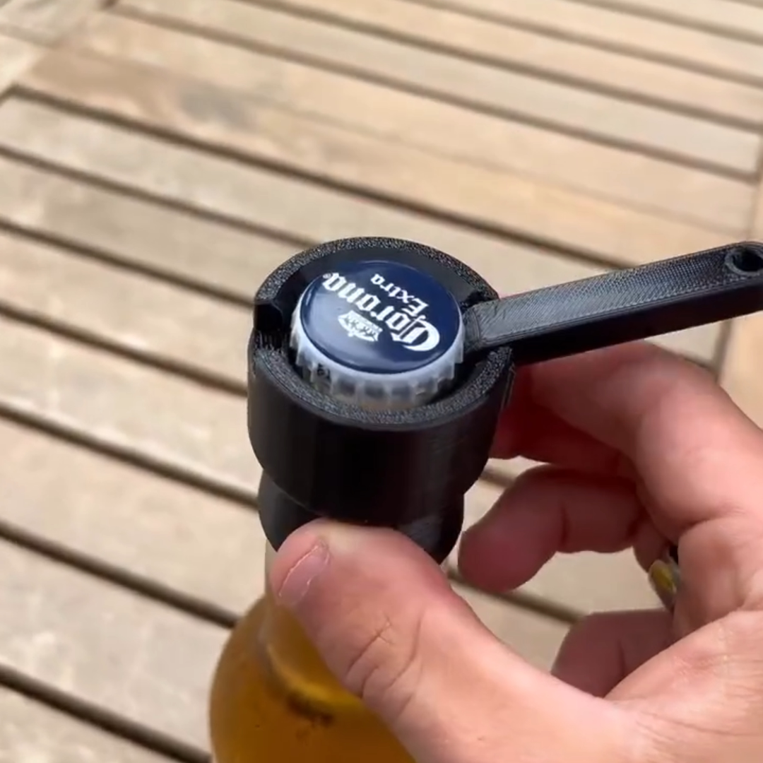 2026新款瓶盖发射器打瓶盖游戏玩具 3D打印塑料工艺品 现代简约风