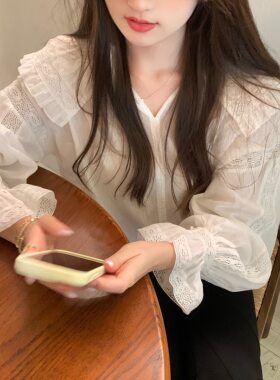张羞羞早秋法式翻领纯棉长袖衬衫