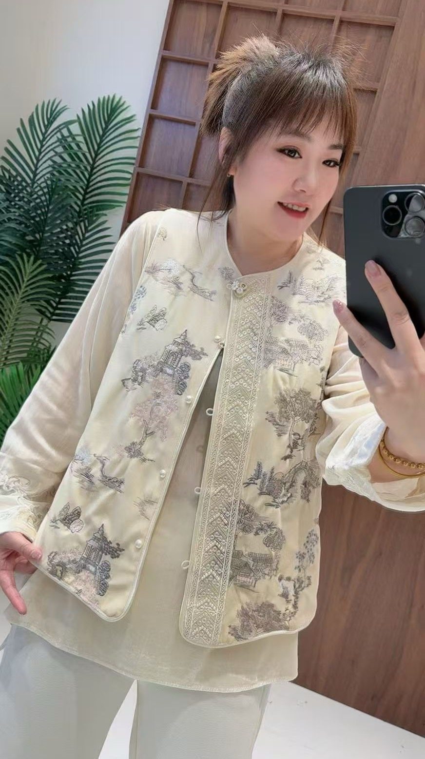 妃儿红5207春加大码马夹女 新中式丝绒刺绣国风无袖坎肩马甲,女装/女士精品,大码羽绒服,淘宝优惠券,粉丝福利购,淘宝优惠卷