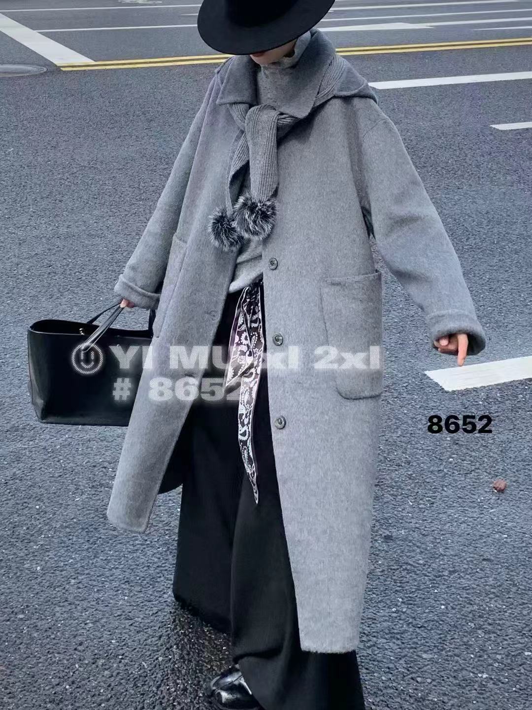 宸祺8652冬季加大码羊毛大衣女 可拆卸毛球围巾帽子长款毛呢外套