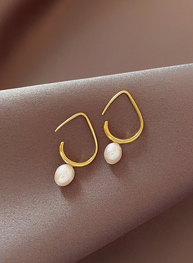 Loga.Py 气质珍珠耳环~2021年新款潮金属水滴耳钩ins冷淡风耳饰女