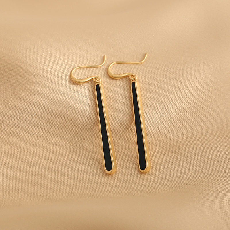 Loga.Py夸张耳环女气质高级大气耳钩韩国时尚个性小众网红耳饰