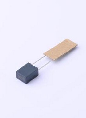 82CL0126 薄膜电容 100nF ±5% 250V 插件,P=5mm