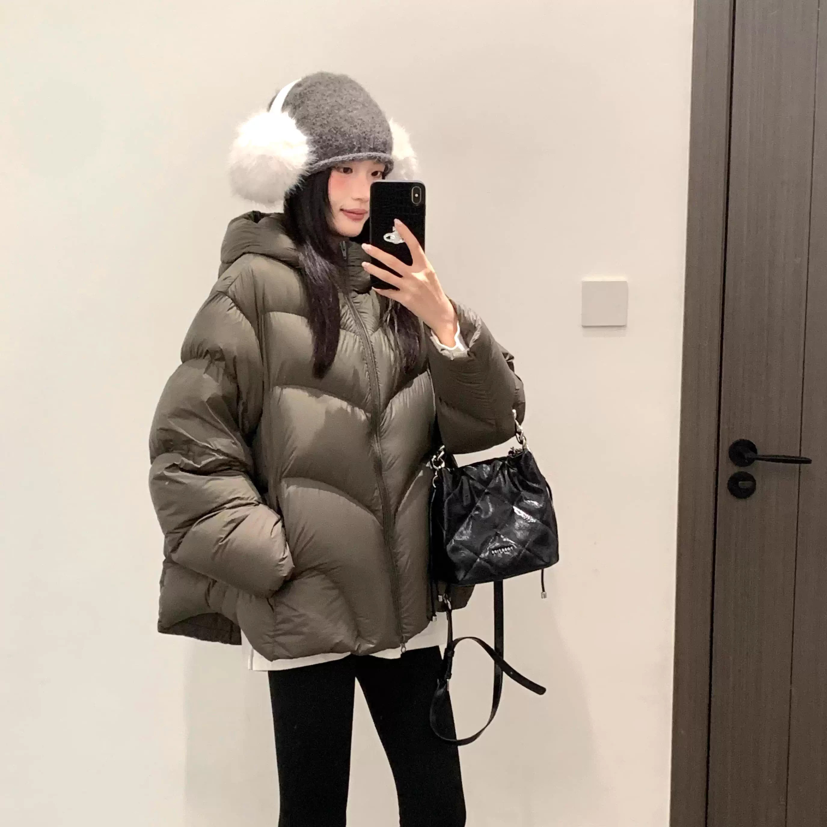 超轻云朵泡芙羽绒服2025新款