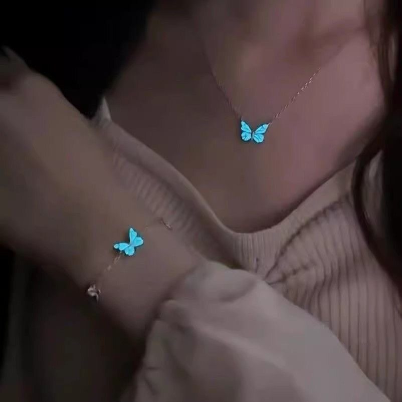 夜光蝴蝶项链~设计ins蓝色发光灵动蝴蝶手链女森系极光锁骨链