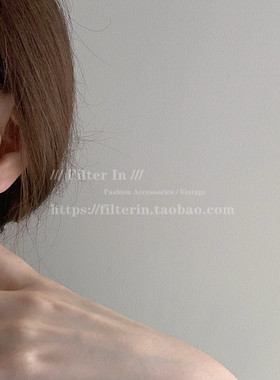 ）F.I / 双生叠影小花 小巧显白 fafa 耳钉/耳夹