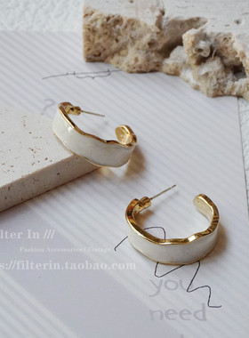 F.I / 法式简约时髦 奶油香草白圈圈 C圈 耳钉/耳夹