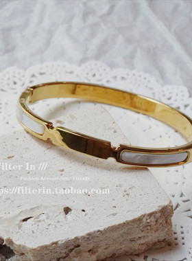 F.I / 敲推荐入！复古法式绝美高级感贝 母镀真金金属质感 手镯
