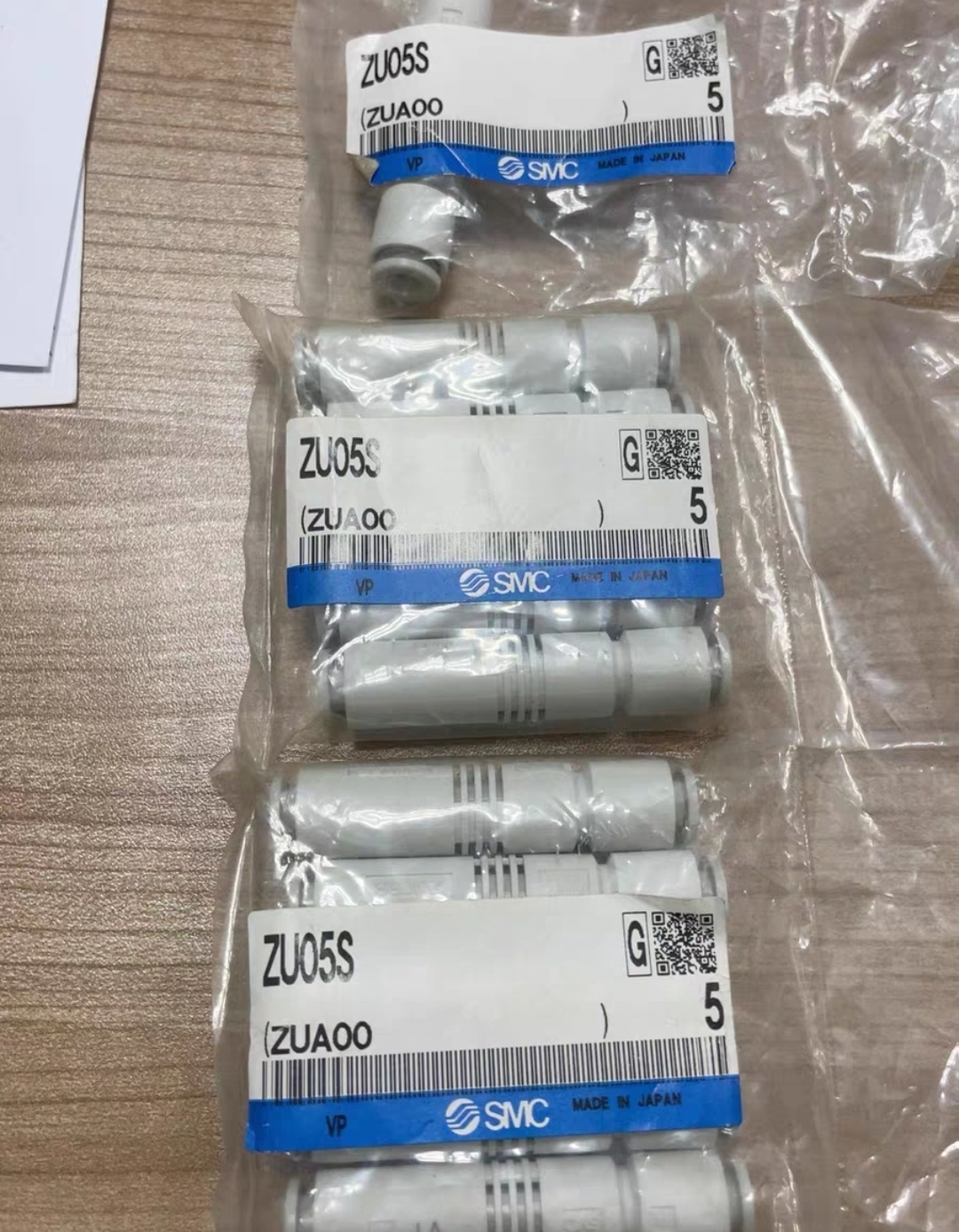 日本SMC原装正品真空发生器ZU05SA现货销售，特价全新